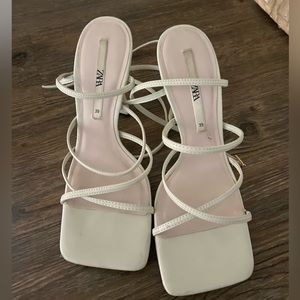 Zara white tie up heels. Size 39 (US size 8).